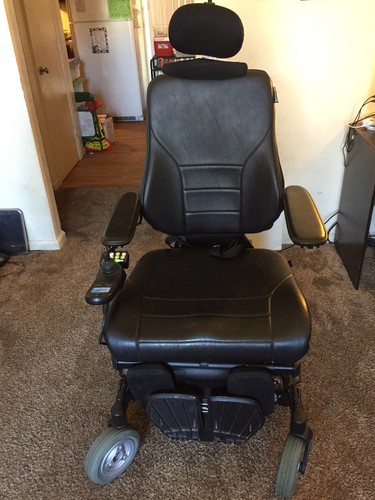 PERMOBIL M300 HD WHEELCHAIR,POWER TILT RECLINE LEGS AND LIFT 450LBS READ DETAILS