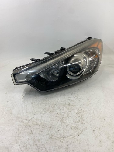 Used Left Headlight Assembly fits: 2015 Kia Forte halogen w/LED accents Left Gra