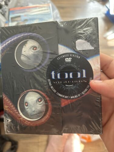 Vicarious (DVD) - NEW SEALED Minor Dmg Vicarious (DVD) - NEW SEALED Minor Dmg
