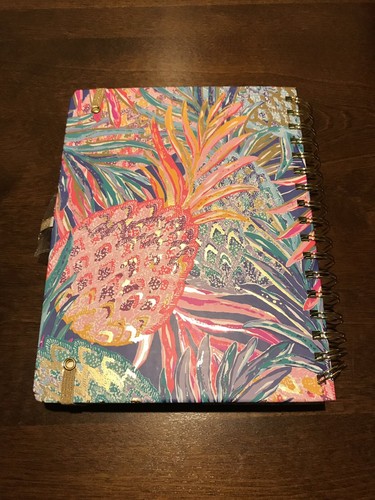 Lilly Pulitzer 17 Month 2018-2019 Planner Agenda Pineapple Gypset Paradise NEW