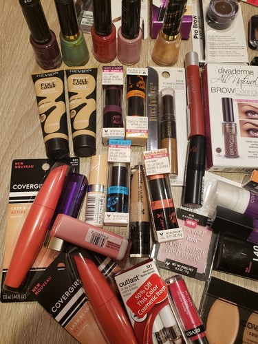 Makeup lot! Get what you see, over 40 items. Wholesale Price Party Favor NEW