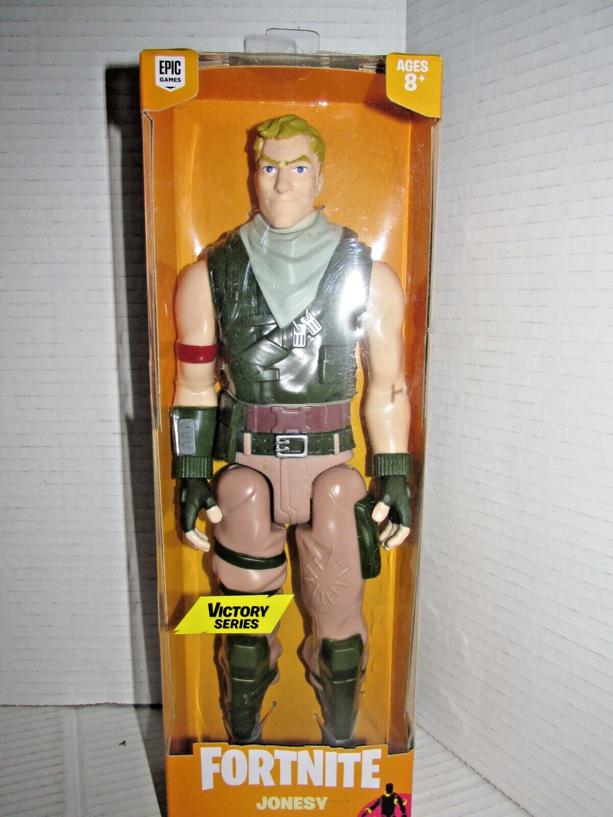 FORTNITE JONESY フィギュア legendary Amazon.com: Jazwares Fortnite 6