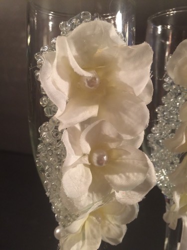 Floral Off White Wedding Party Reception Champagne Toasting Glasses Bride &Groom