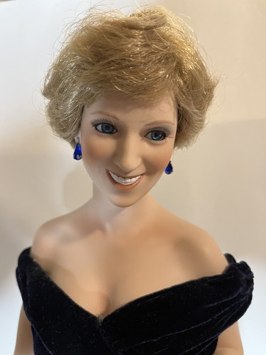 1998 Ashton Drake Diana Princess of Wales Porcelain Doll Blue Dress 19" Tall