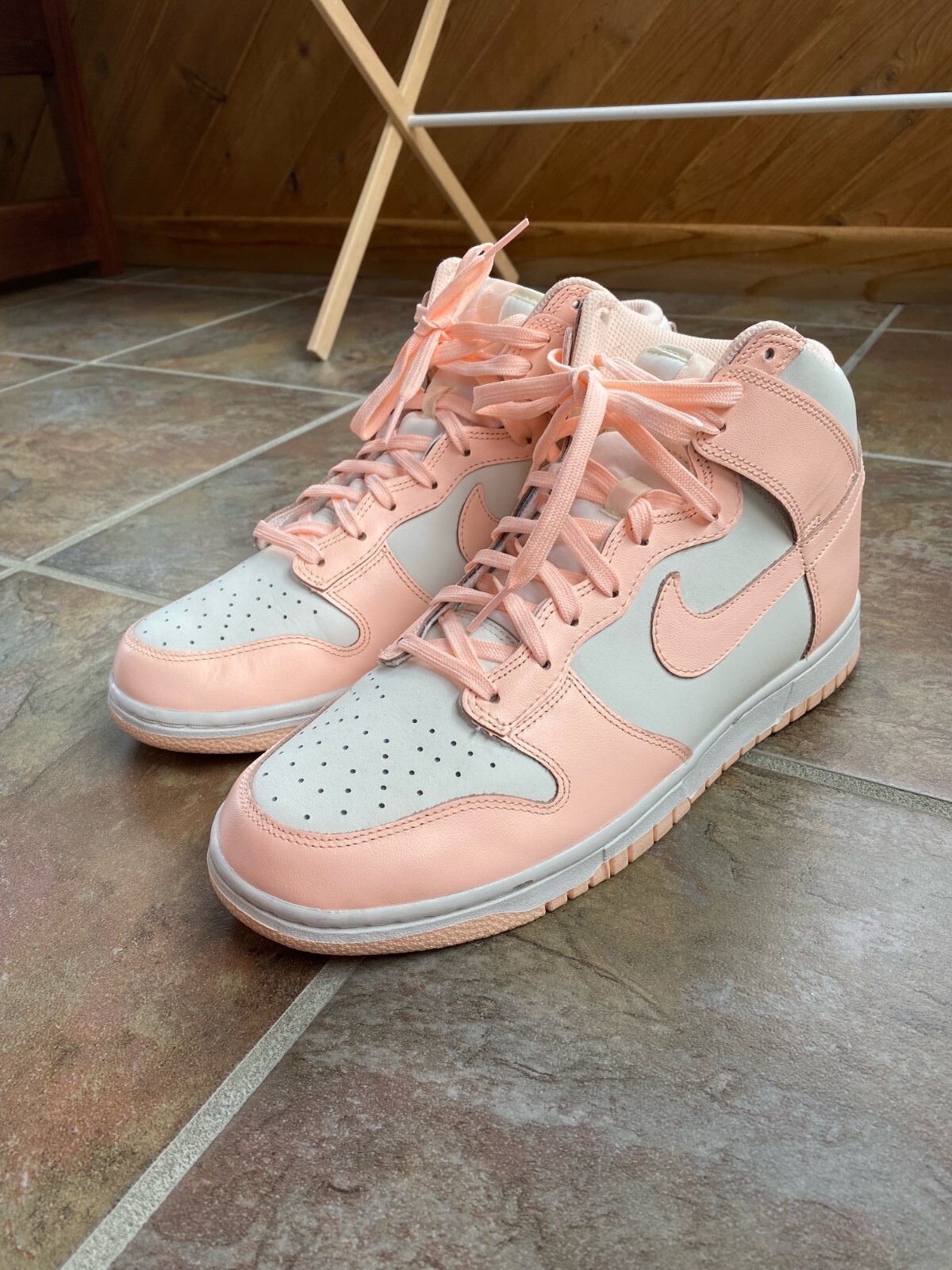 crimson pink dunk high