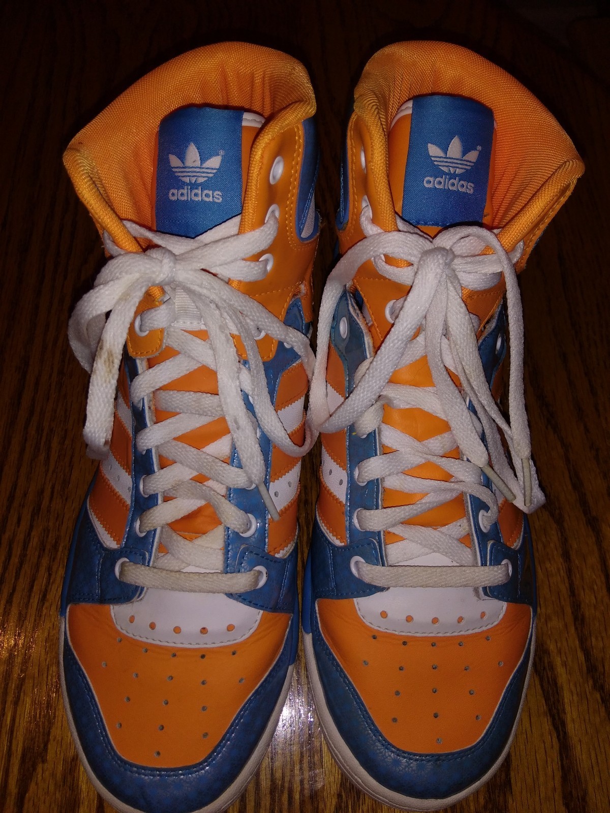 Adidas Basketball Shoe Size 10