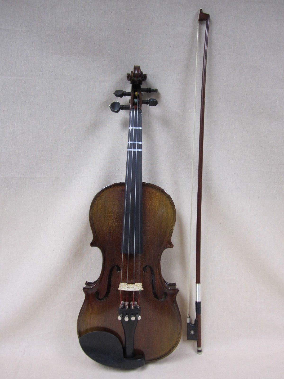 KRAEMER KRV-03 Violin | WITH BOW, SHOULDER REST AND CASE IN VERY GOOD CONDITION!