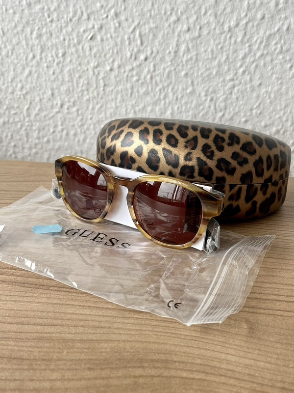 Guess Damen Sonnenbrille - Neu Mit Etui - Gu6856-45e - Sunglasses