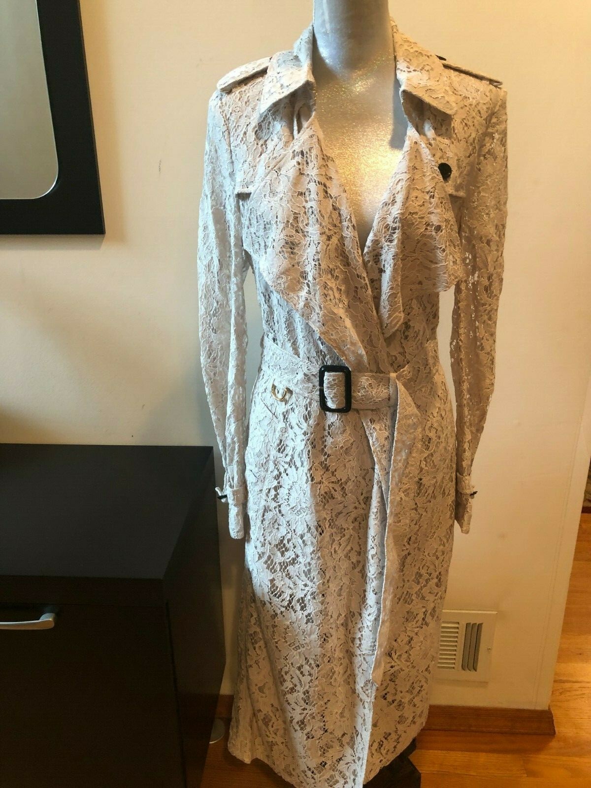 NEW Burberry Gracehill Lace Trench Coat Lace Trench Coat Pale Gray Size 10 eBay