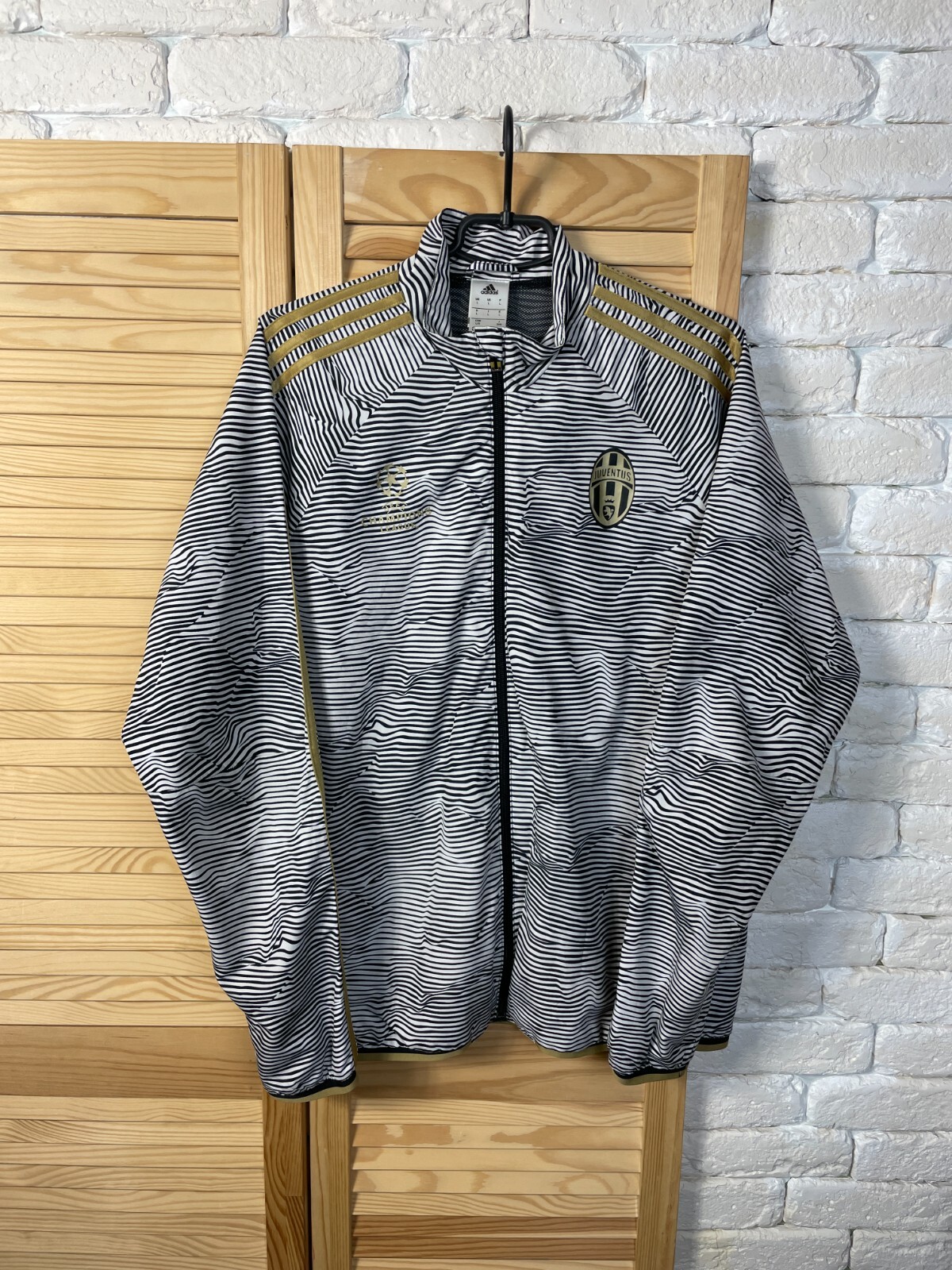 juventus pre match jacket