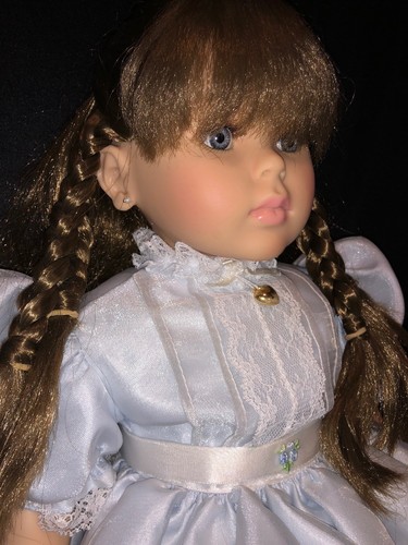 EMILLE Munecas Geli 24” Doll Vinyl Head & Limbs Cloth Body Blue Eyes Brown Hair