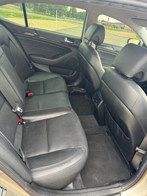 image 6 of interior