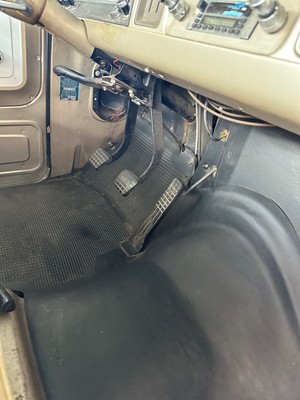 image 4 of interior
