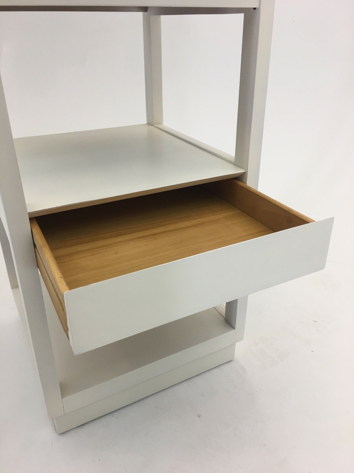 hallway entry table lamp Edward Wormley Drexel white vintage Mid Century Modern