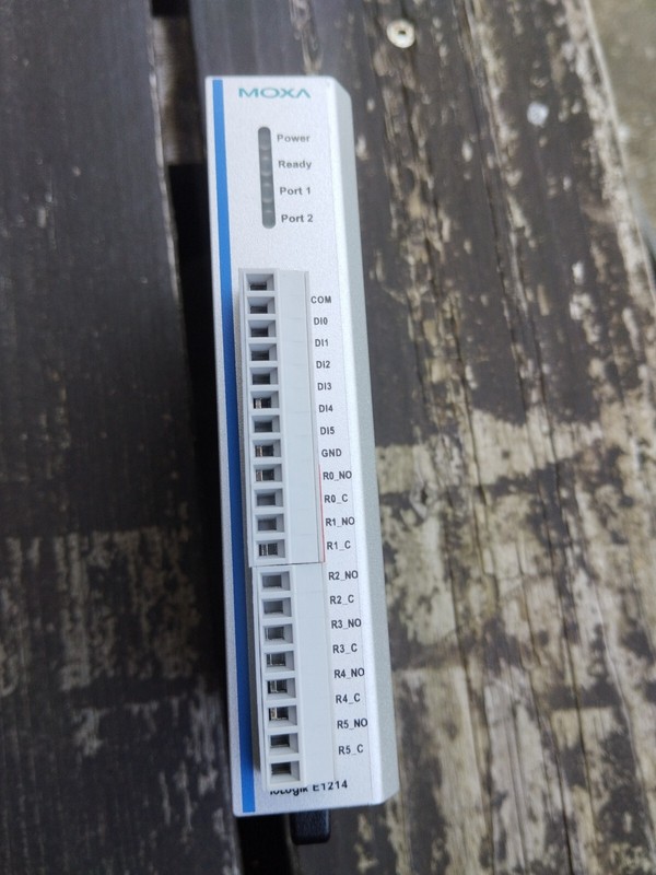 Moxa Iologik E1214