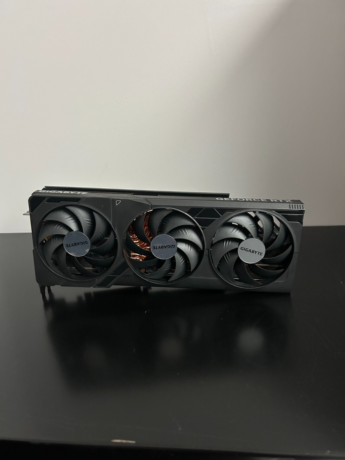 ジャンク GIGABYTE GeForce RTX4090　gpuメモリ有 ジャンク GIGABYTE GeForce RTX4090 gpuメモリ有 Amazon