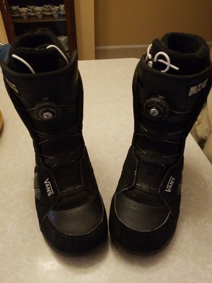 vans snowboard boots size 11