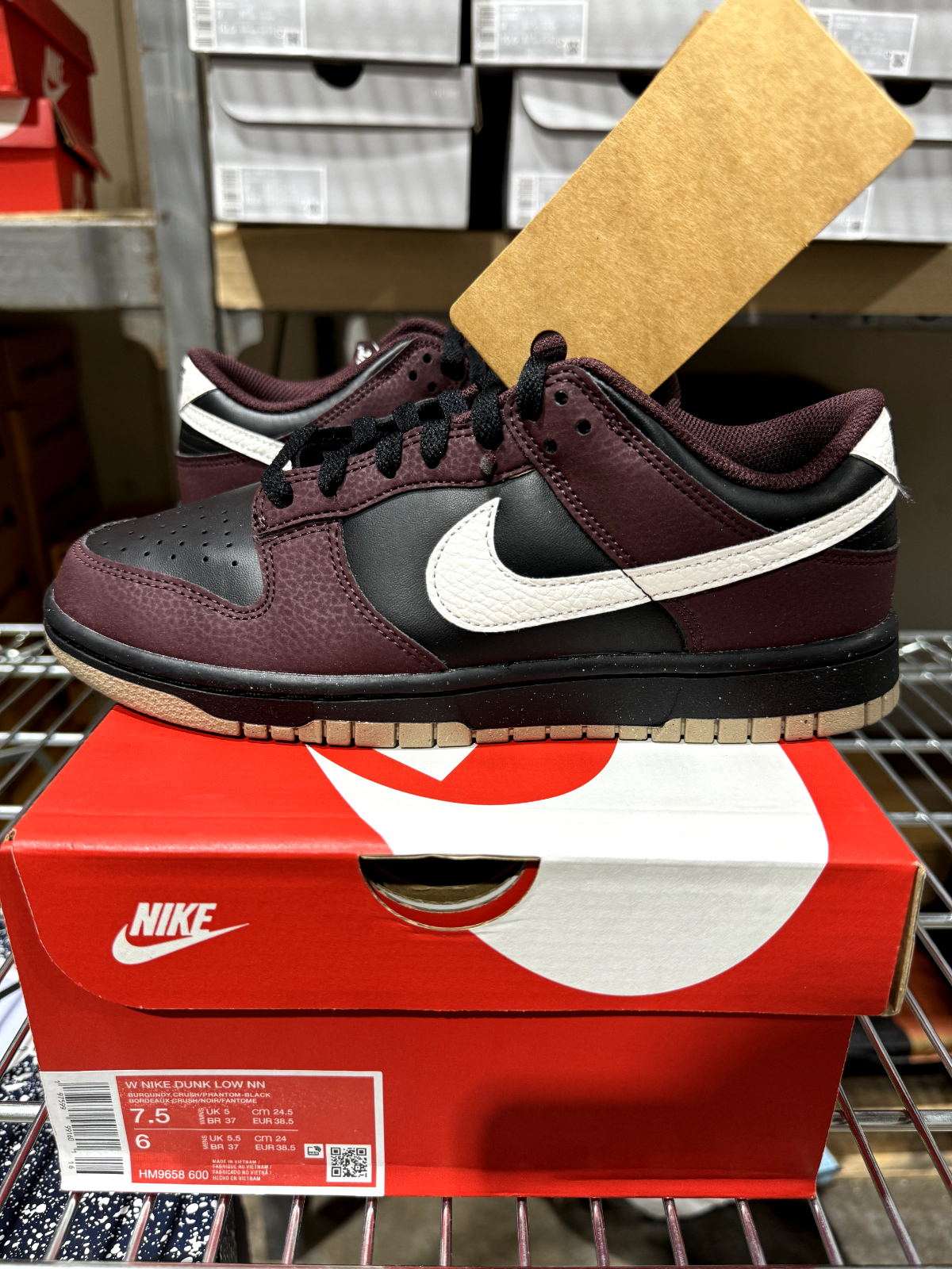 Womens Size 7.5 W - Nike Dunk Low NN Burgundy Crush - HM9658