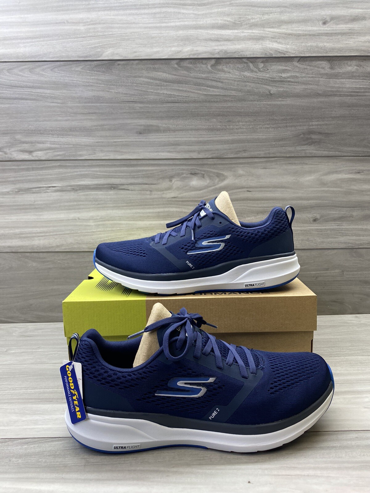skechers men's running shoe