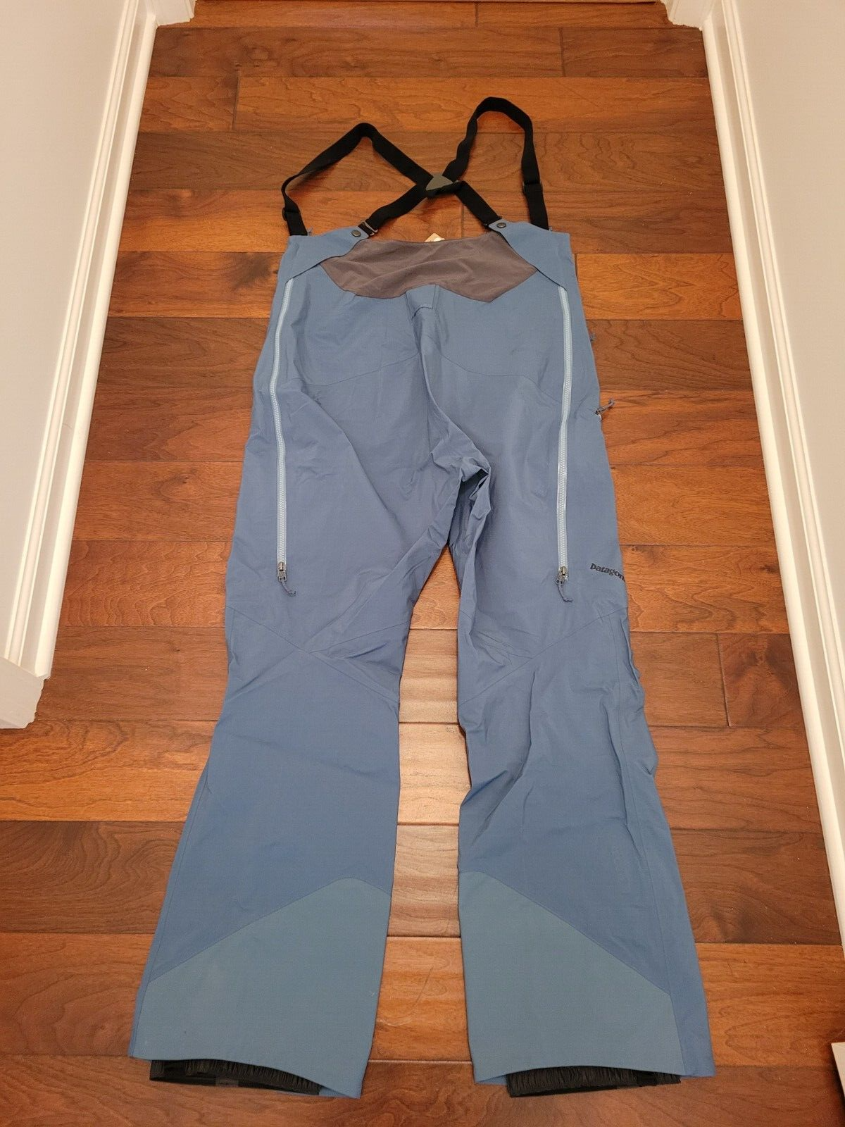 NWT & Patagonia PowSlayer Bibs in RARE Abalone Blue, Women's Size L