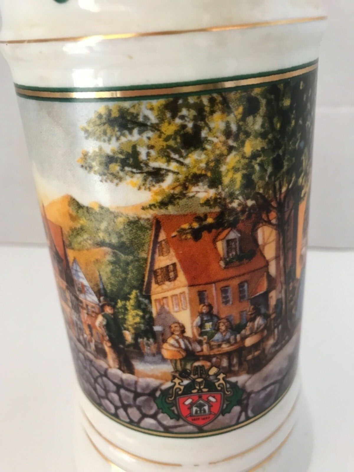 LMAS ~ Clausthaler Oktoberfest Stein Collectors Edition w Lid