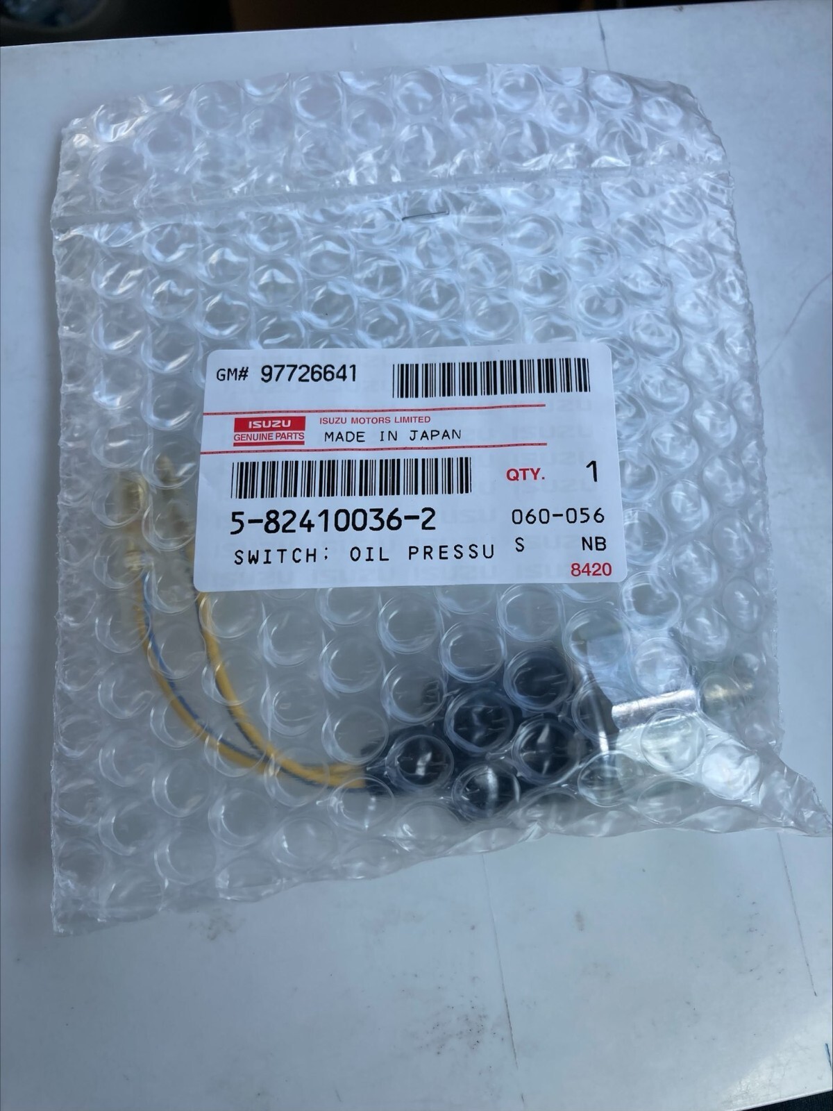 Genuine 5-82410036-2 Isuzu Oil Pressure Switch for 6GB16WG1 5824100362