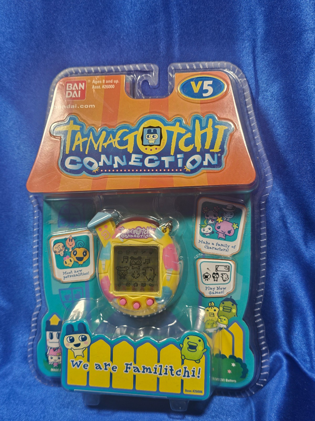Rare 2008 Tamagotchi Connection V5 Familitchi Tama House