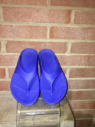 OOFOS OOriginal Sport Recovery Flip-Flop Thong Sandals Size M 5 W 7