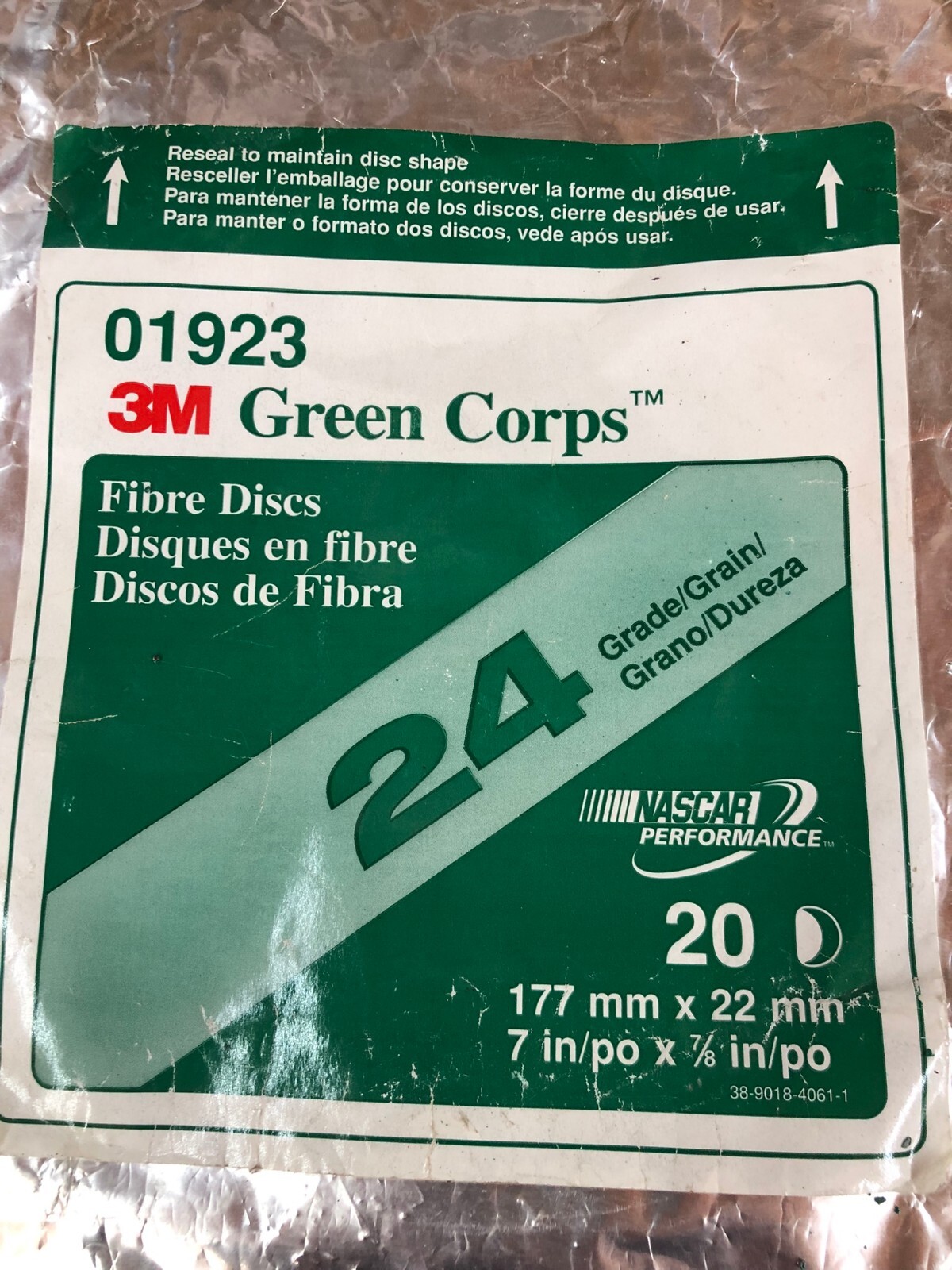 3M 01923 GREEN CORPS 7" x 7/8" FIBRE GRINDING 20 DISCS 24 GRADE OPEN PACKAGE