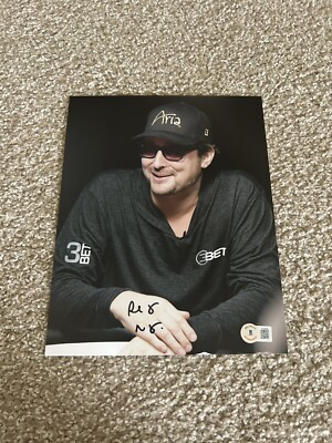 PHIL HELLMUTH Signed Autographed 8x10 Photo WSOP POKER BRAT BAS BECKETT E
