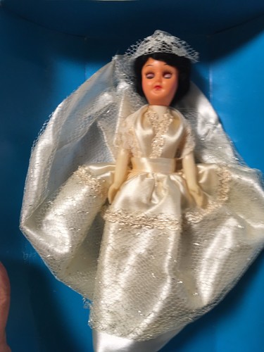 Vintage Admiration Toy Co Doll Bride ATC with Box Eyes open & close