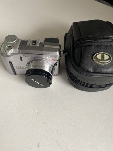 Olympus CAMEDIA C-755 Ultra Zoom 4.0 MP Digital Camera - Silver With Case