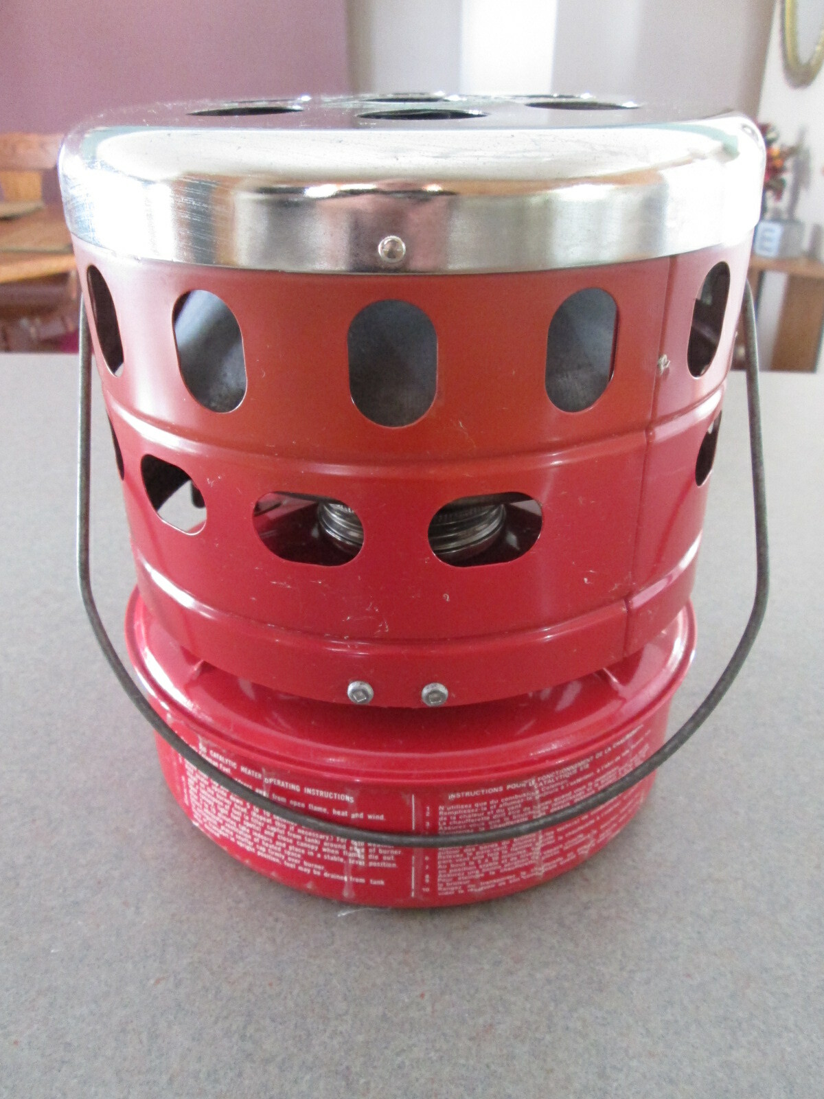 VINTAGE Red Coleman Quick-Lite Model 518 B Catalytic Heater Made in Canada