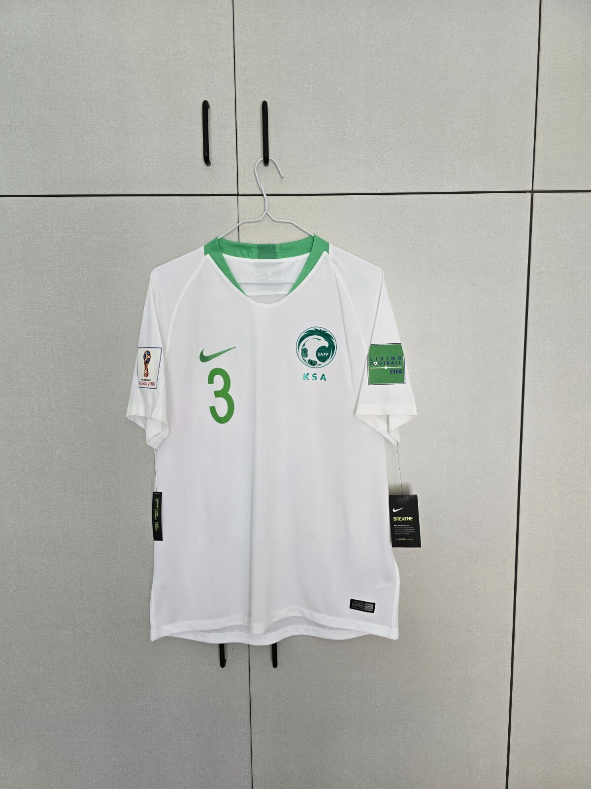 【美品】M.サラー 2018 FIFAワールドカップ シャツ Amazon | Tシャツ グラフィック プリント モハメドサラー
