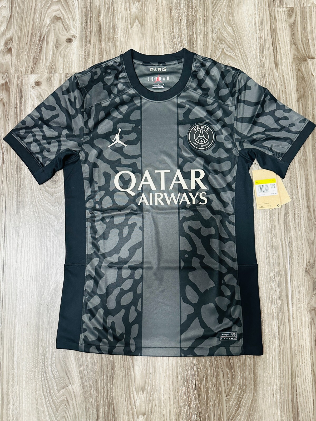 JORDAN PARIS SAINT GERMAIN THIRD JERSEY 23/24 BLACK/GRAY JORDAN PARIS SAINT GERMAIN THIRD JERSEY 23/24 BLACK/GRAY