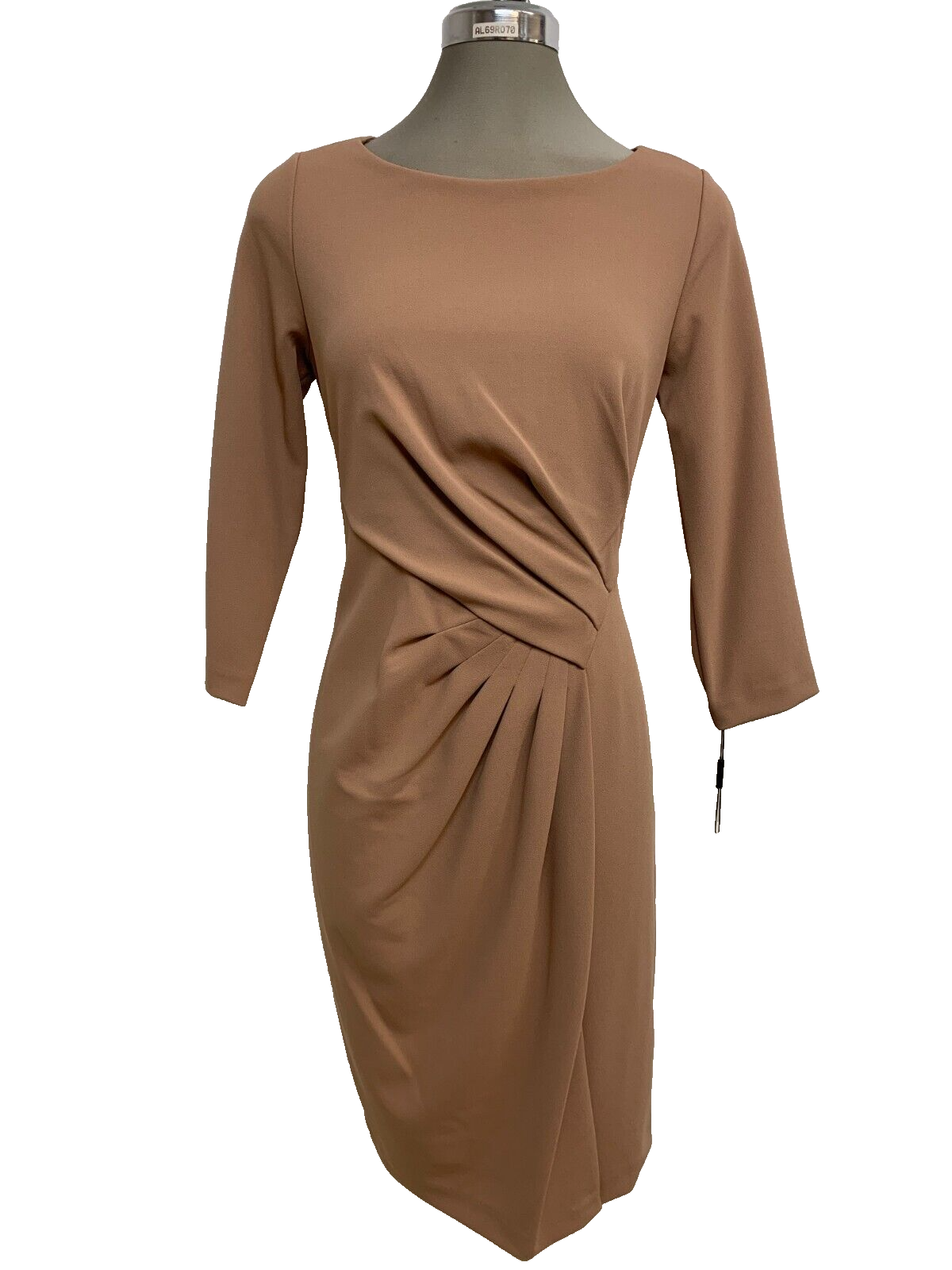 Элегантное платье-футляр Calvin Klein NWT свободного кроя с рюшами спереди, размер 6, 8