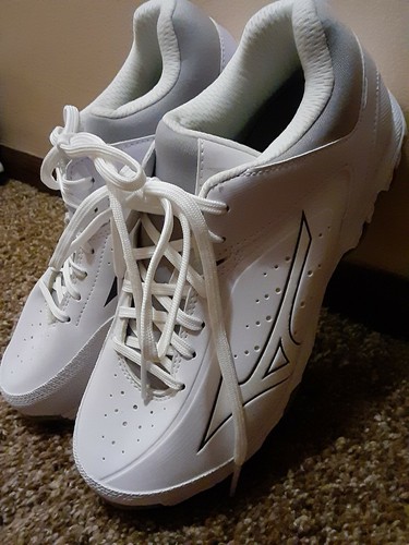 mizuno women's 9 spike swift 5