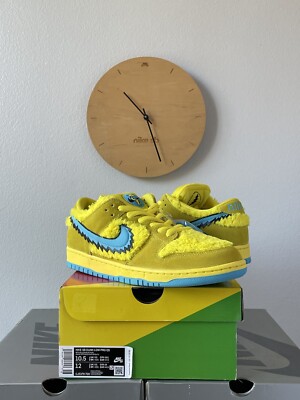 Size 10.5 - Nike SB Dunk Low x Grateful Dead Yellow Bear - DS