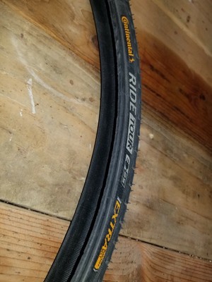700 x 41c bike tires