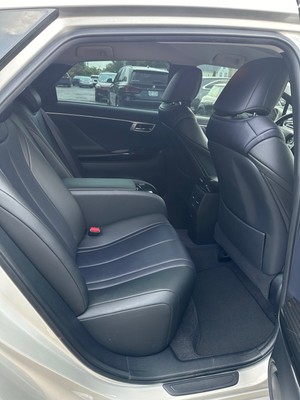 image 11 of interior