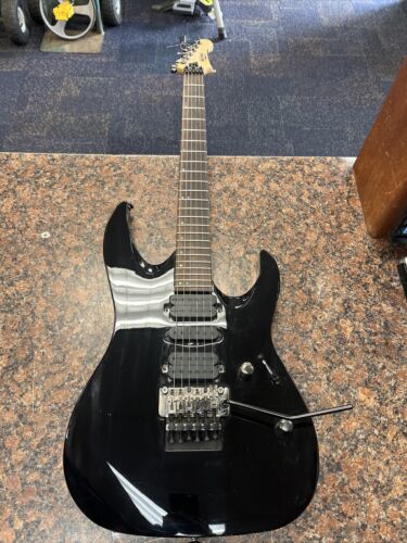 Mitchell HD400 Electric Guitar - Black - P33