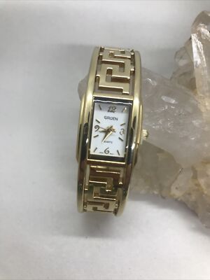 Ladies NOS Gruen Cuff Bracelet Watch With New Battery 