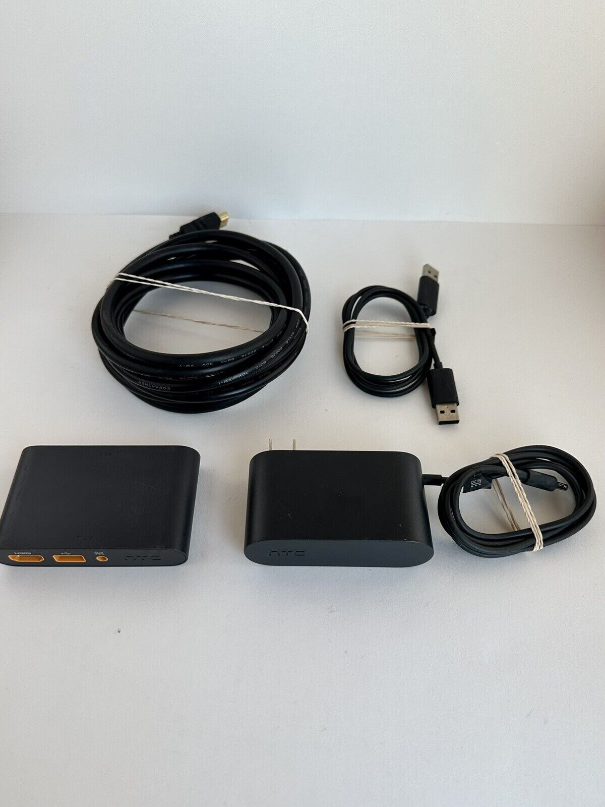 HTC VIVE 通常② HTC Vive Link Box 2PU6100 With Cables-Power Supply Adapter +