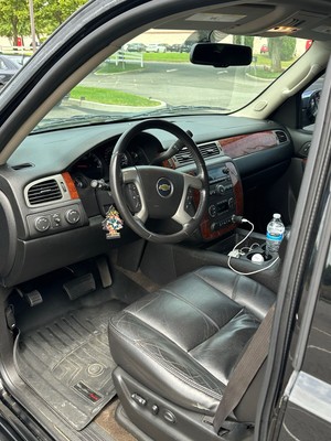 image 4 of interior