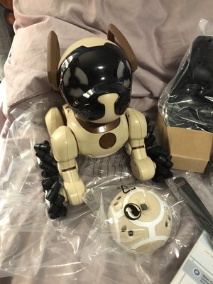 Wow Wee Chocolate Chip The Wonder Dog Trainable Robotic Dog NEW