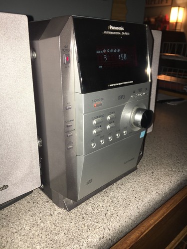 Panasonic SA-PM19 AM/FM Stereo Cassette 5 CD Changer System