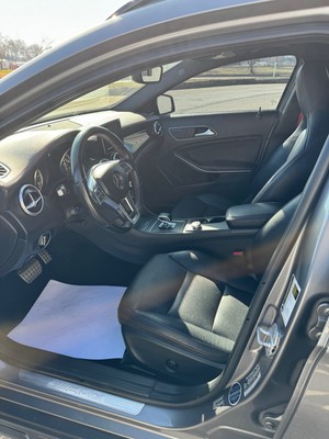 image 3 of interior