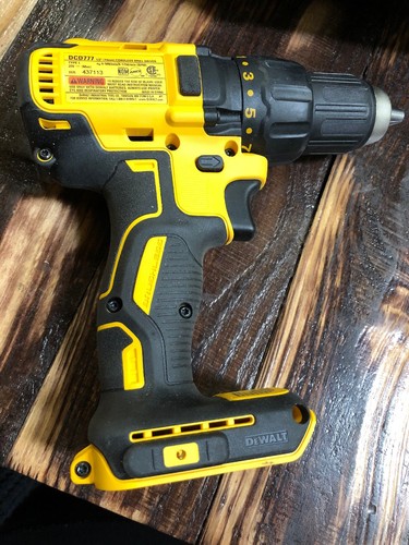 Dewalt Cordless Drill Driver Kit 20V Compact Brushless Motor Tool Set 2Batteries