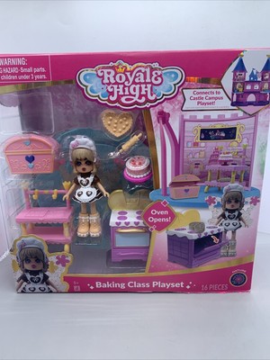 (NO CODE!!) ROYALE HIGH Toy Baking Class Playset - New Damaged Box