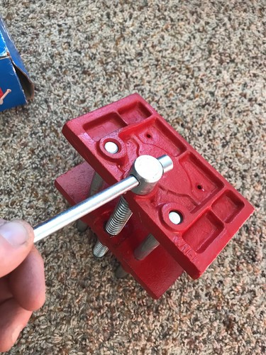6 in. Portable Carpenter's WOOD WORKING CLAMPING BENCH CLAMP Vise PAY n PAK Rare
